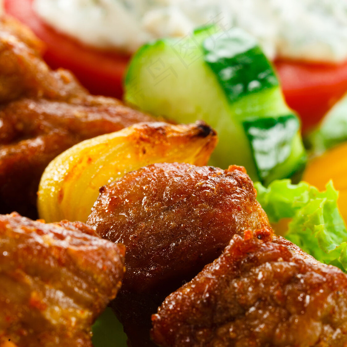 鲜嫩烧烤肉串图片