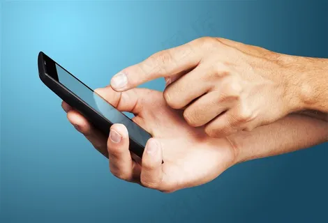 手中的黑色手机高清素材