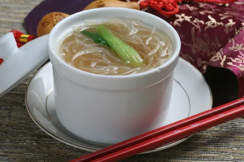 菜胆炖鲍翅 (1) 菜胆炖鲍翅 (1)