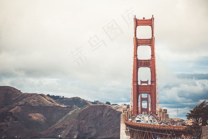 金门大桥前视图