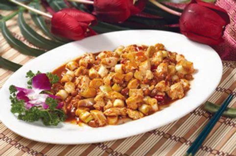 宫瀑鸡丁  宫瀑鸡丁