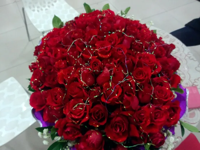 情人节玫瑰花包装图片