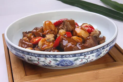 雁鹅烧牛蛙 雁鹅烧牛蛙