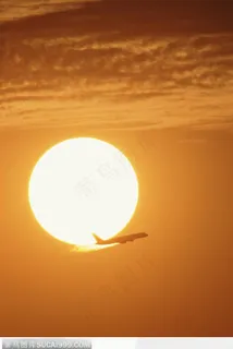 夕阳晚霞与飞机 夕阳晚霞与飞机