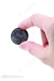 手持十元硬币素材