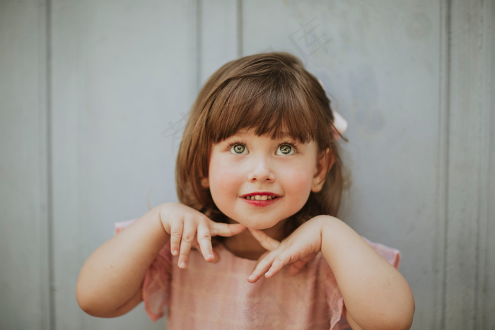 清新唯美可爱的女孩摄影图片 