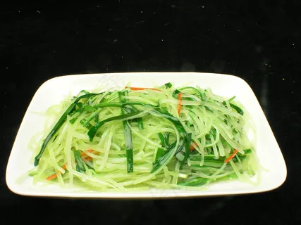 1089韭菜莴笋丝.JPG 1089韭菜莴笋丝.JPG