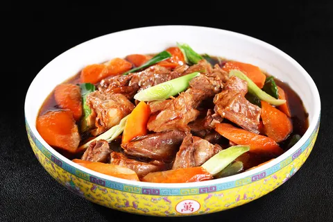 D00135红萝卜炖羊肉 (1)