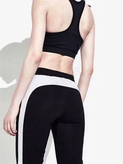 运动服外国女模特