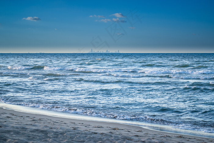 美丽蓝色大海图片