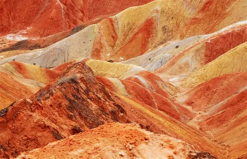 七彩丹霞地貌风光