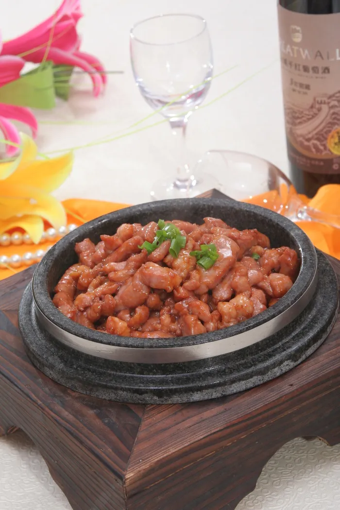 旋转 石锅咖喱牛柳28元 (3)