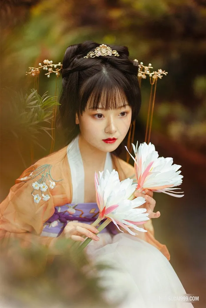 清纯写真可爱汉服少女图片