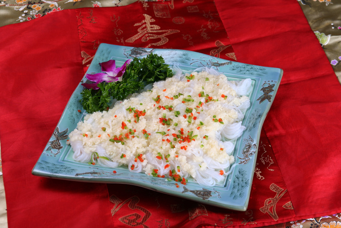 蒜茸蒸魔芋结 