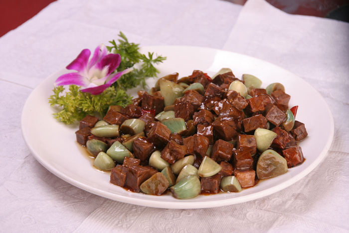 41 腊八蒜烧驴肉－锅碗记