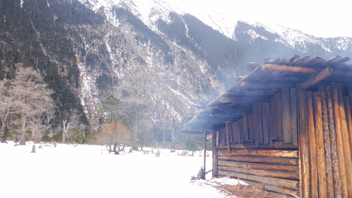 冬季雨崩徒步雪景