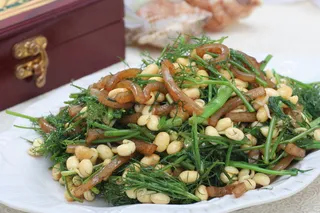 茴香豆嘴炒猪皮 12元