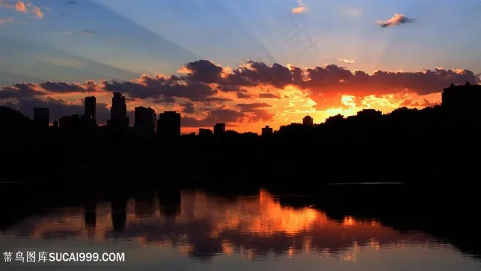 黄昏湖畔美景壁纸