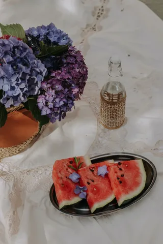 夏季西瓜摄影图