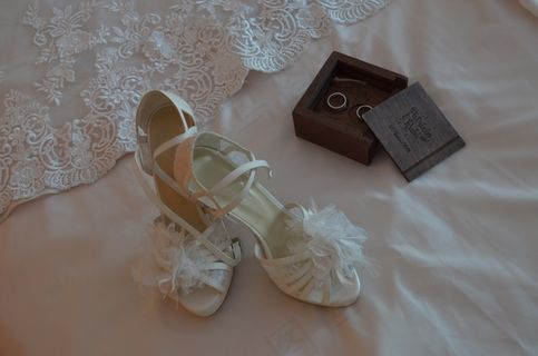 婚鞋对戒图片 婚鞋对戒图片