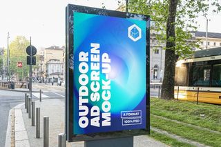 城市户外车站灯箱广告牌PSD分层样机模板