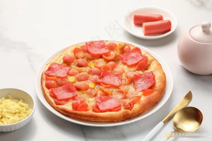 西餐美味香肠披萨