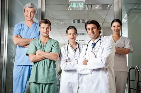 医疗团队男女人物高清图片