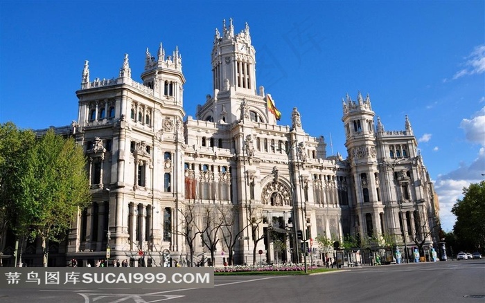 西班牙首都马德里白色古典建筑
