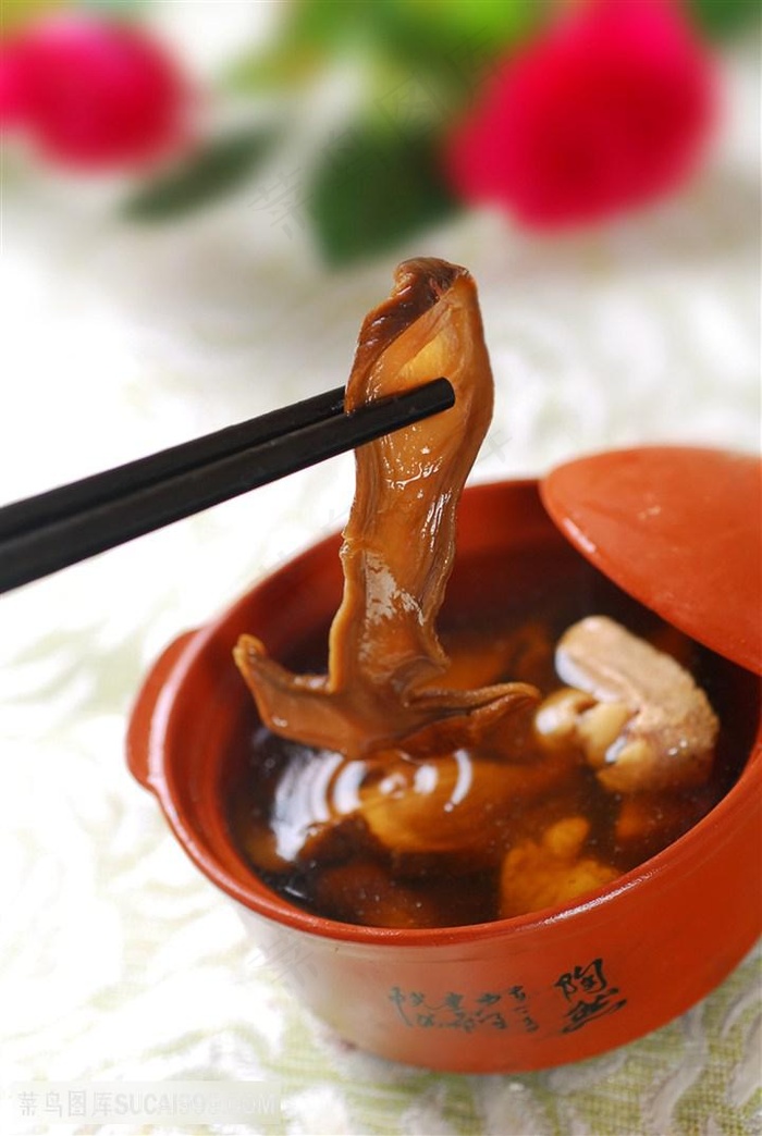 青筒菌炖老鸡