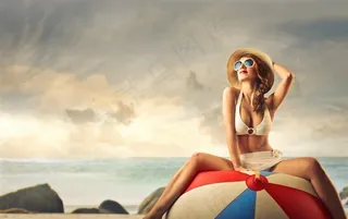 沙滩美女写真高清图