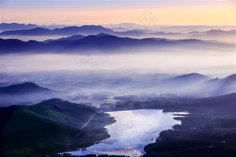 天蒙山晨曦如画