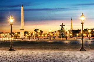 法国巴黎夜晚景象