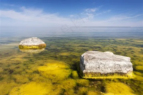 海边的浅澡区风景 海边的浅澡区风景