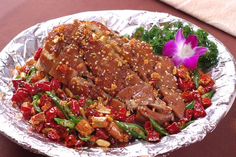 XCXC2129吉祥猪脸