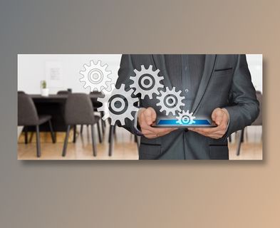 商务办公手拿电脑