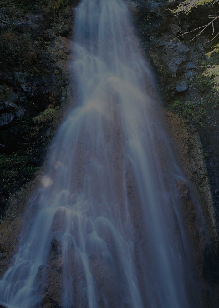 瀑布水域 407