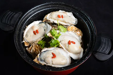 汽锅蒸生蚝 汽锅蒸生蚝