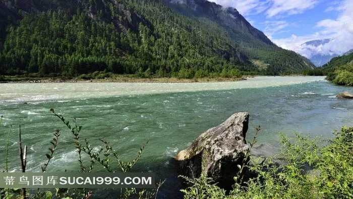 西藏察隅河流风景素材