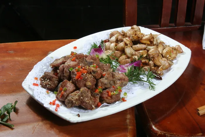 皮蒜小排骨 28