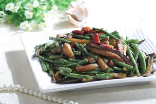 长豆角炒茄子 (1)