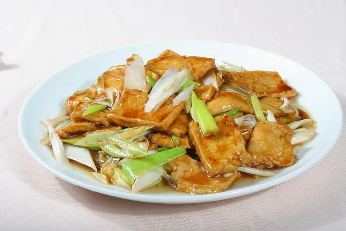 葱烧虎皮豆腐 8元