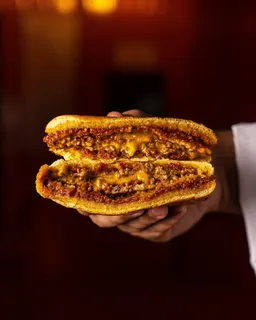 黄色美味汉堡摄影素材 黄色美味汉堡摄影素材