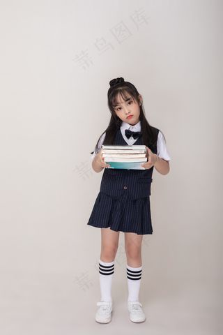 清新唯美可爱的女孩摄影图片