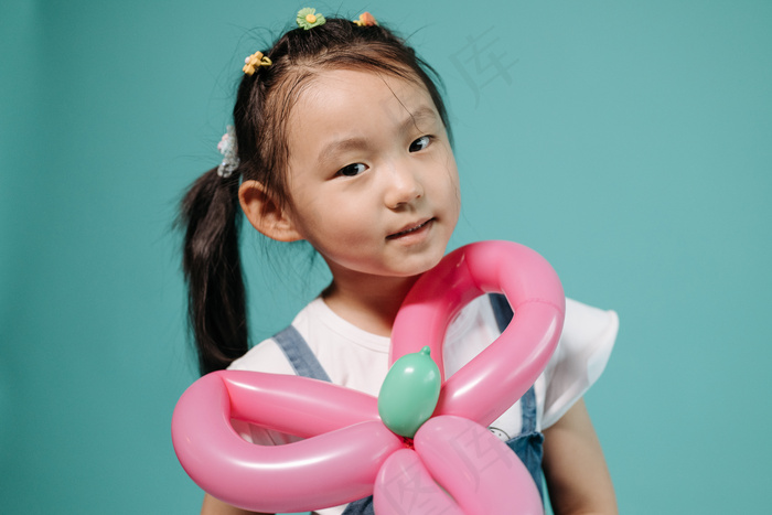 清新唯美可爱的女孩摄影图片