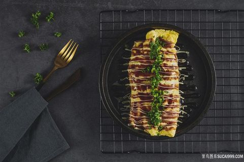 日本料理蛋包饭美食图片