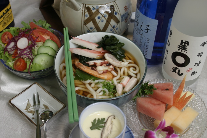  海鲜乌冬面定食