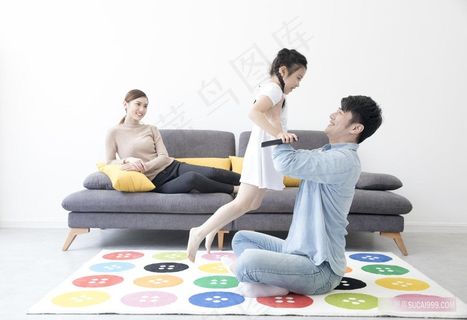 商务男士 小女孩 幸福家庭 温馨家庭 全家福 一家三口 温馨 职业女性 商务男士 小女孩 幸福家庭 温馨家庭 全家福 一家三口 温馨 职业女性