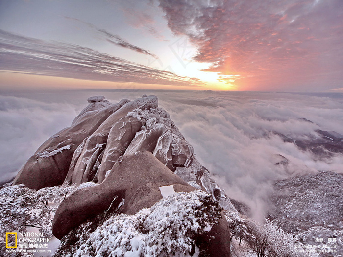 雪山阳光 