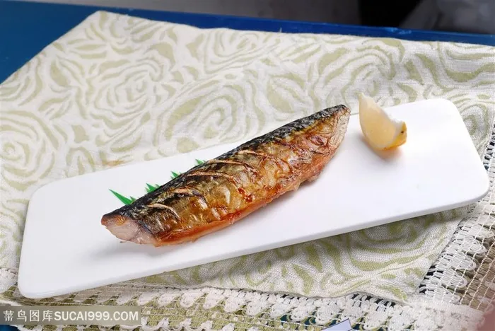 烤类鲭鱼的美食图片