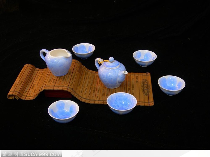 中华传统工艺品-蓝色茶具